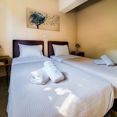 Emmy'S Guesthouse Sparta Esterno foto